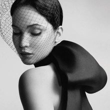 Jennifer Lawrence é o novo rosto das bolsas Miss Dior
